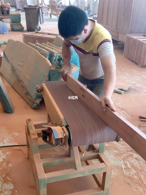 红木家具日常工厂生产